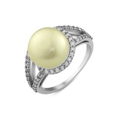 Серебряное кольцо с жемчугом, 17.5, 4.18, 1 жемчуг культ., 49 куб. цирк.